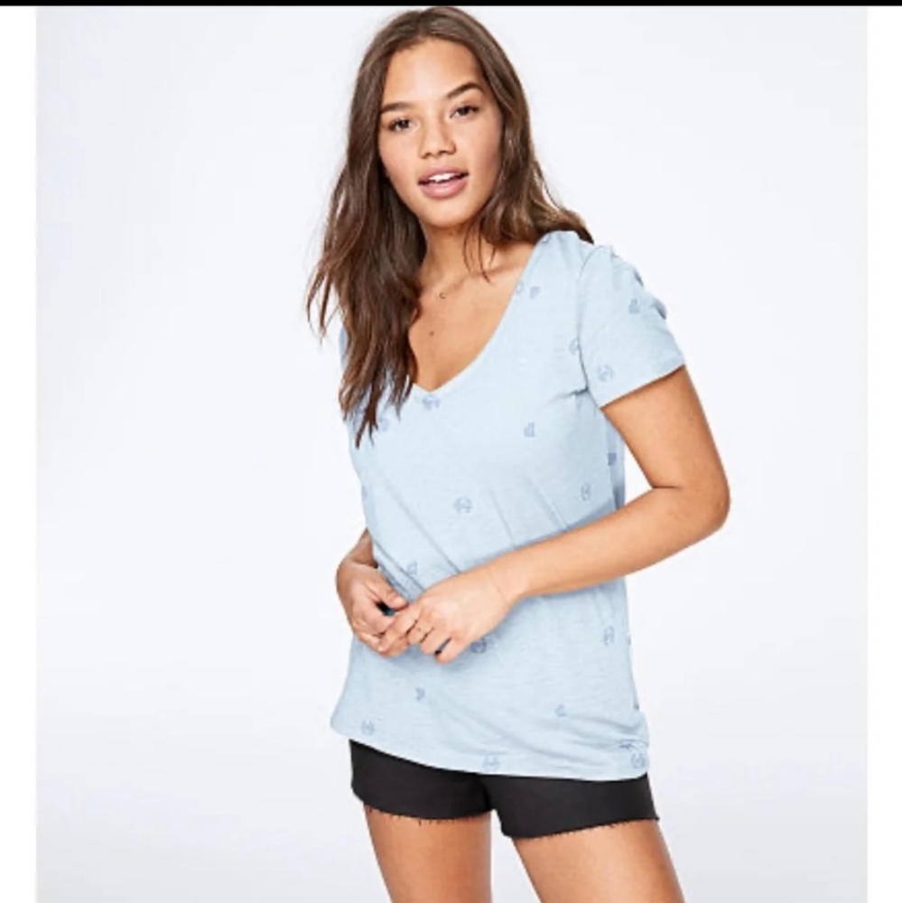 PINK Perfect V-Neck Tee Size S